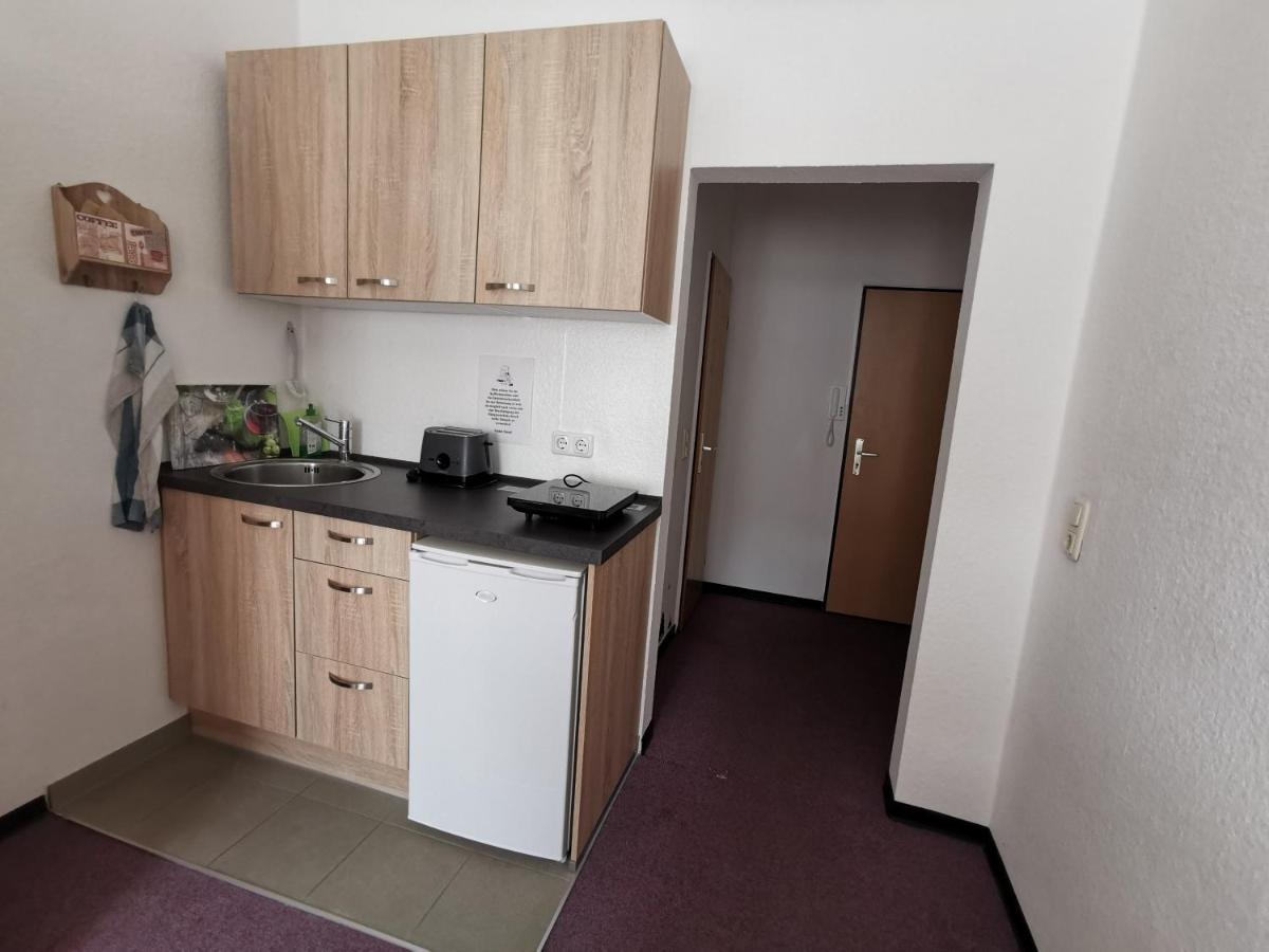 Hotel-Pension Zum Hirsch 하터쉐임 외부 사진